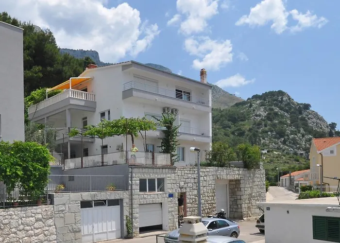 Zorka Leko Omiš